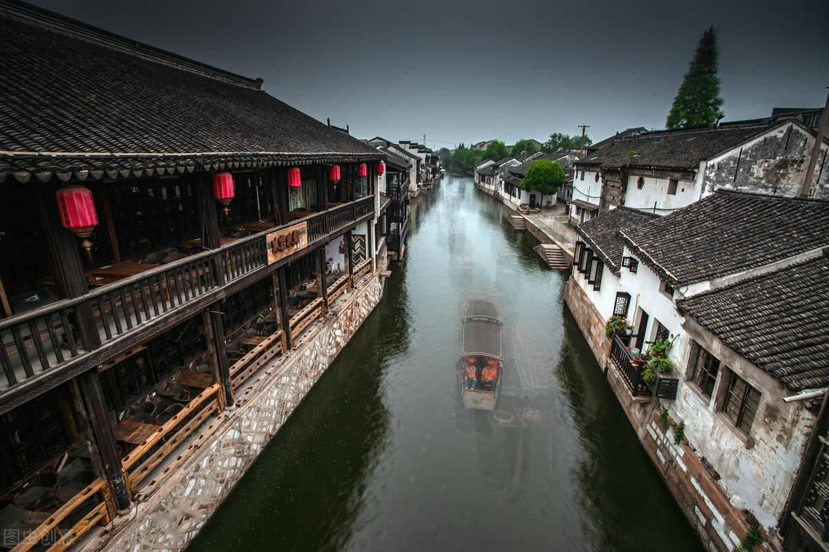 逃离蓝色之林